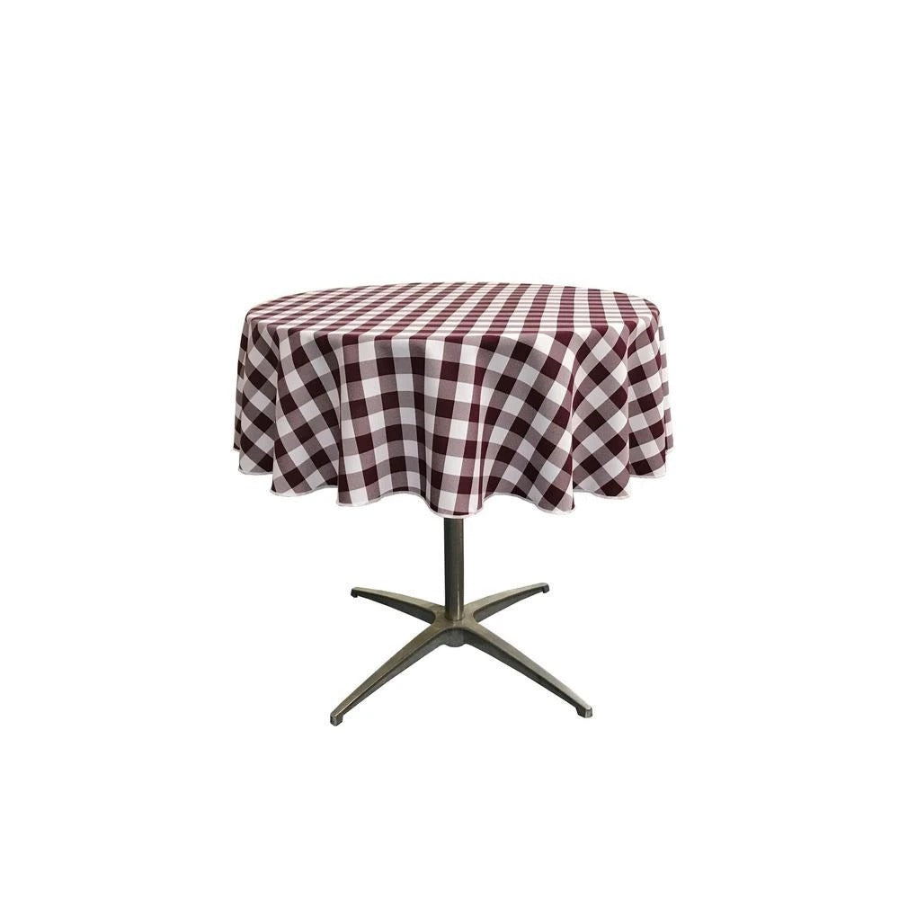 51-inch White Checkered Polyester Round TableclothICEFABRICICE FABRICSWhite Burgundy151-inch White Checkered Polyester Round Tablecloth ICEFABRIC White Burgundy