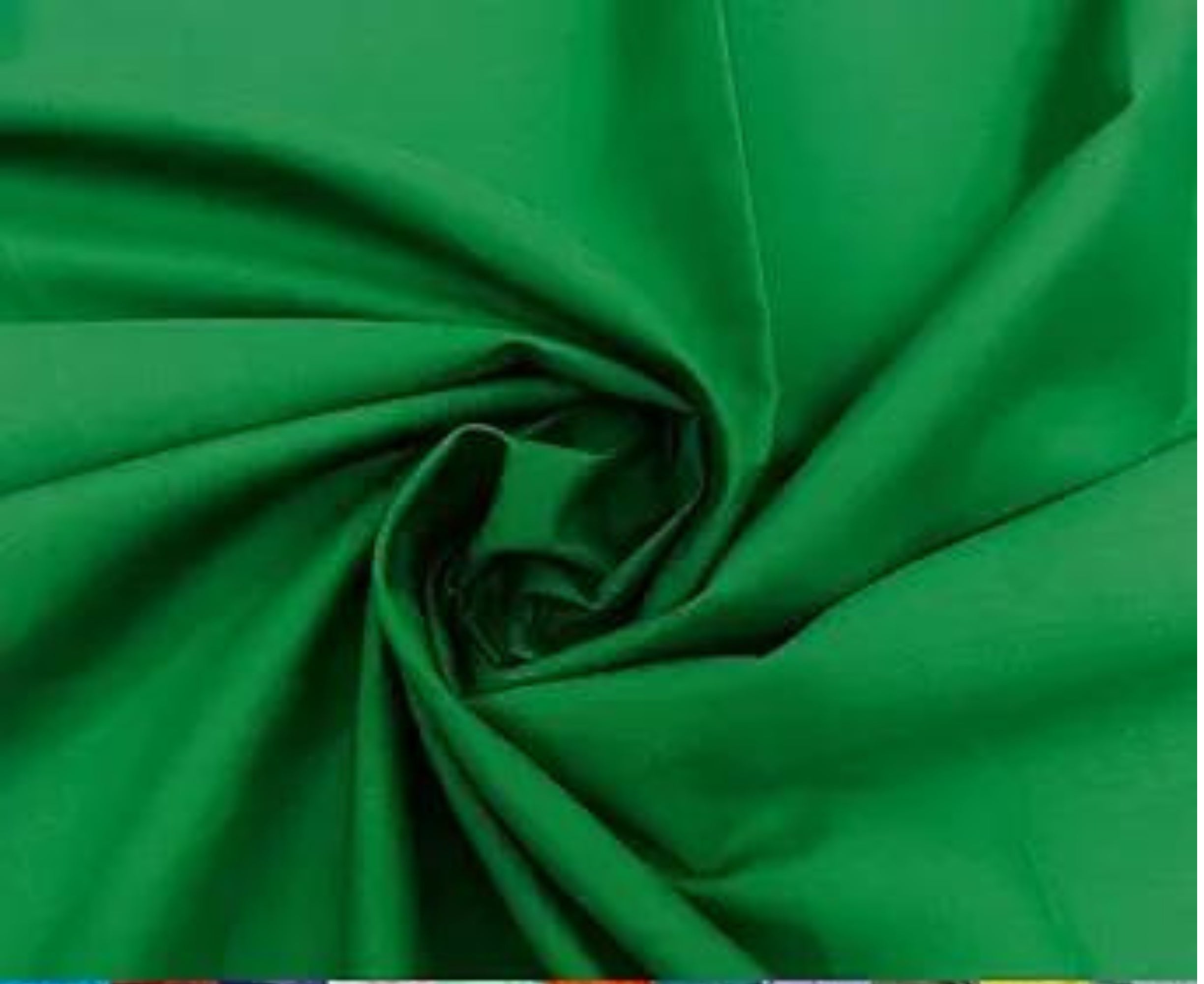 Kelly Green Broadcloth Polyester Cotton Fabric | Poly Cotton Fabric