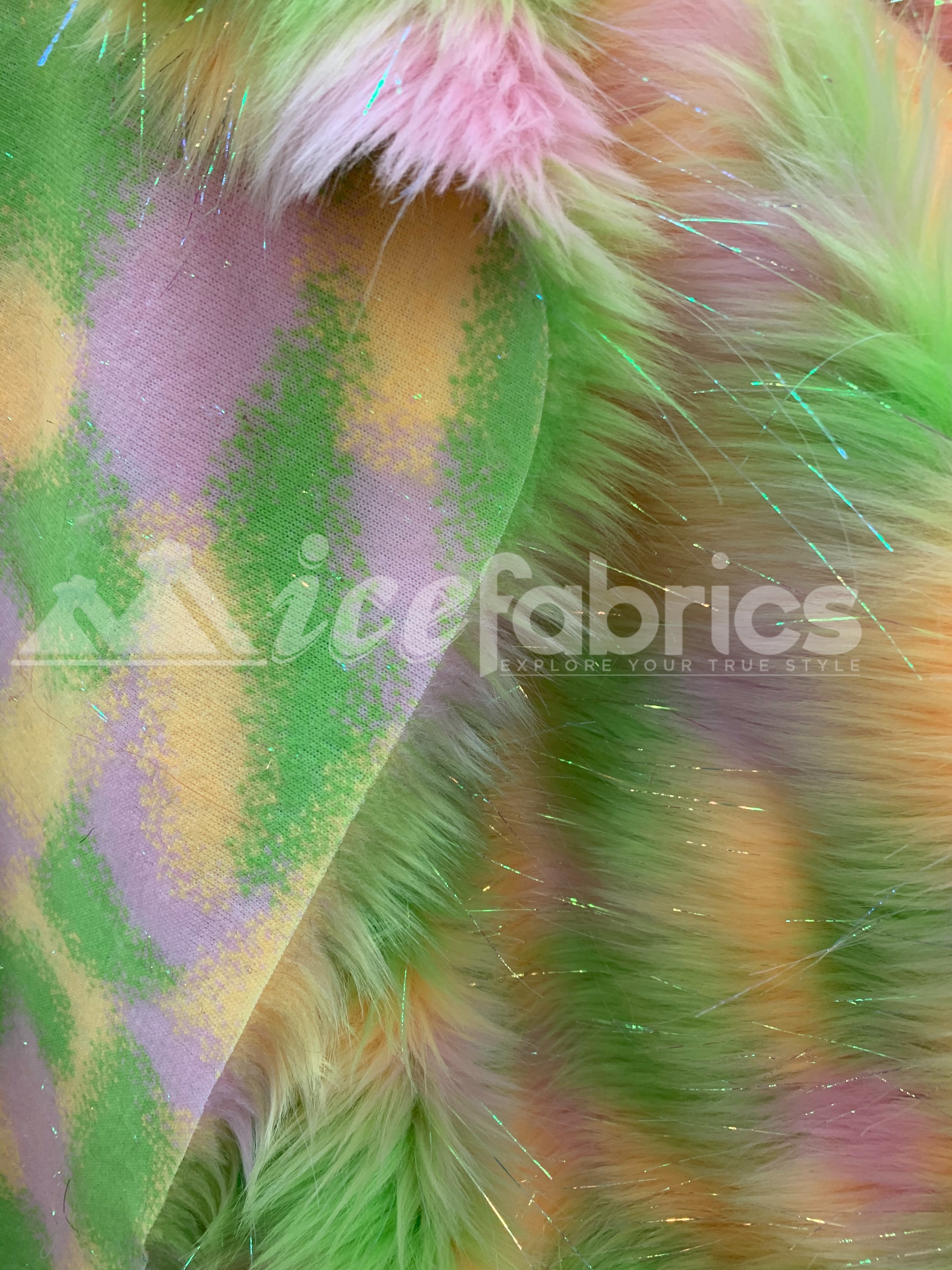 3 Tone Rainbow Tinsel 3.5" long Pile Green, Gold, and White Faux Fur Fabric By The YardICEFABRICICE FABRICSBy The Yard (60 inches Wide)3 Tone Rainbow Tinsel 3.5" long Pile Green, Gold, and White Faux Fur Fabric By The Yard ICEFABRIC