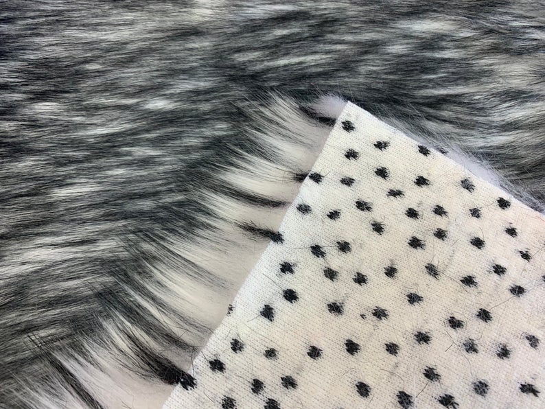 Gray Husky Faux Fur Fabric - Shaggy Fur Luxury FabricICE FABRICSICE FABRICSBy The Yard (60 inches Wide)Gray Husky Faux Fur Fabric - Shaggy Fur Luxury Fabric ICE FABRICS