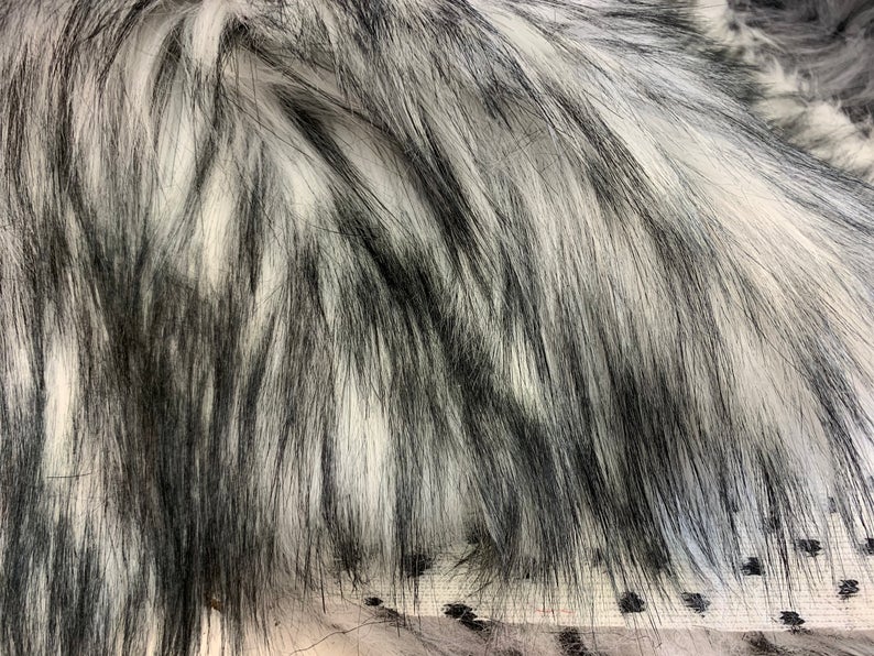 Gray Husky Faux Fur Fabric - Shaggy Fur Luxury FabricICE FABRICSICE FABRICSBy The Yard (60 inches Wide)Gray Husky Faux Fur Fabric - Shaggy Fur Luxury Fabric ICE FABRICS