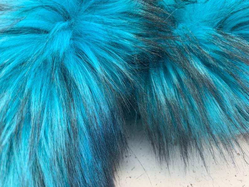 Luxury Husky Faux Fur Fabric By The Yard | Faux Fur MaterialICE FABRICSICE FABRICSTurquoiseBy The Yard (60 inches Wide)Luxury Husky Faux Fur Fabric By The Yard | Faux Fur Material ICE FABRICS Turquoise