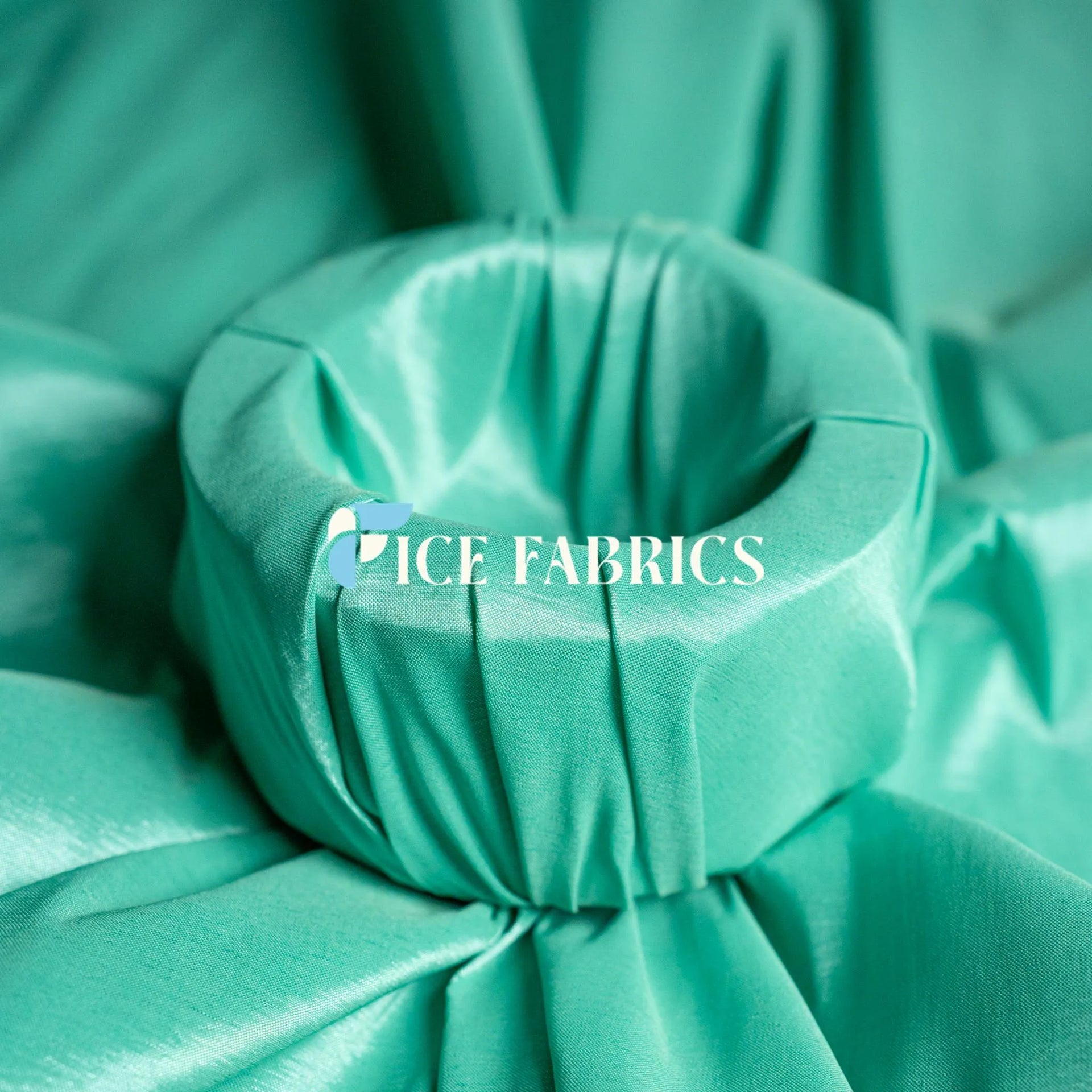 Tiffanyバラ　eco Tiffany Green Stretch Nylon Spandex Taffeta Fabric By The Yard