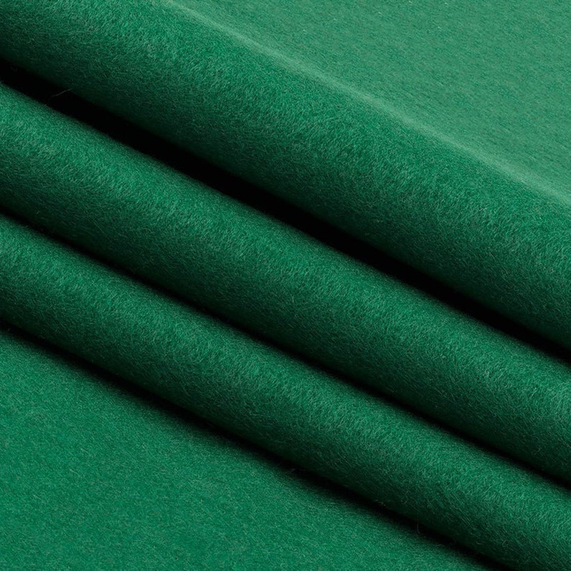 72" Wide 1.6 mm Thick Acrylic Kelly Green Felt Fabric By The YardICE FABRICSICE FABRICSPer Yard1.6mm Thick72" Wide 1.6 mm Thick Acrylic Kelly Green Felt Fabric By The Yard ICE FABRICS