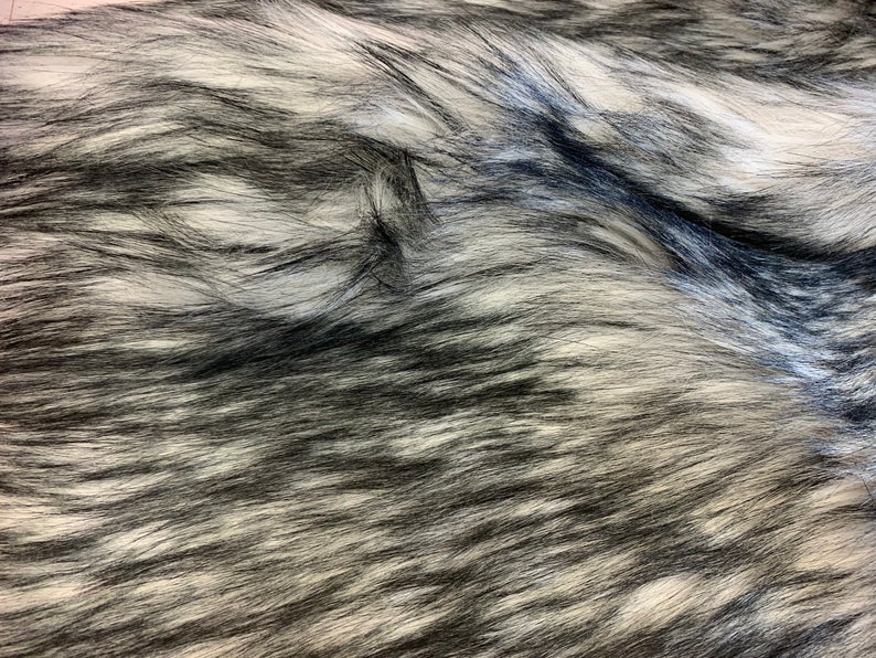 Gray Husky Faux Fur Fabric - Shaggy Fur Luxury FabricICE FABRICSICE FABRICSBy The Yard (60 inches Wide)Gray Husky Faux Fur Fabric - Shaggy Fur Luxury Fabric ICE FABRICS